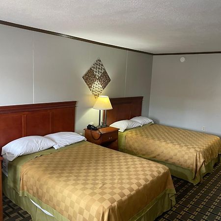 Bedford Inn 엘크시티 외부 사진