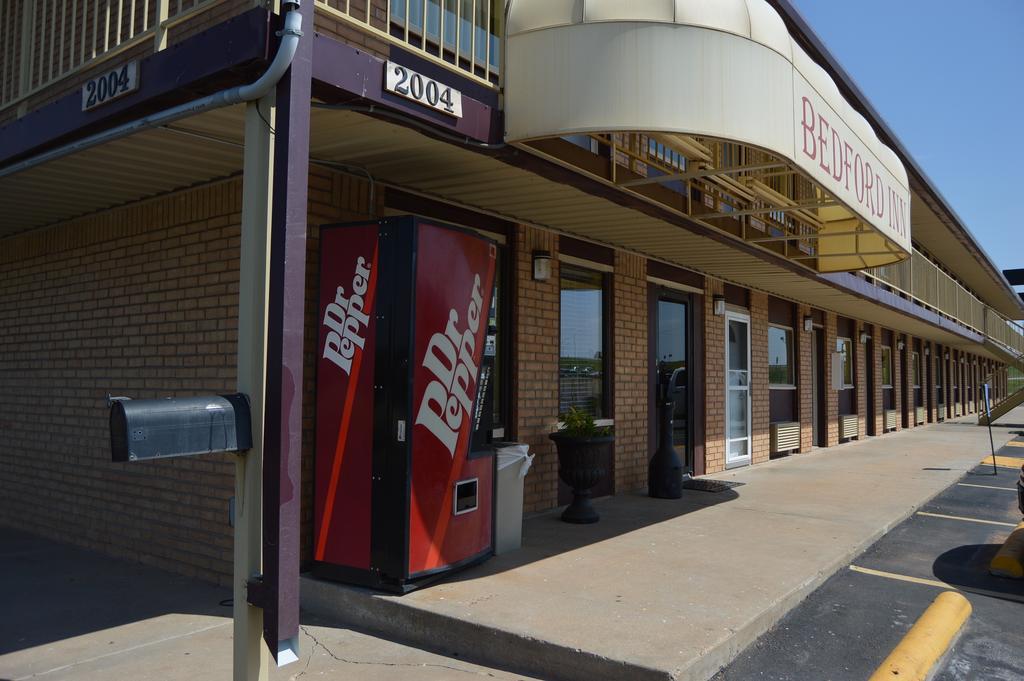 Bedford Inn 엘크시티 외부 사진